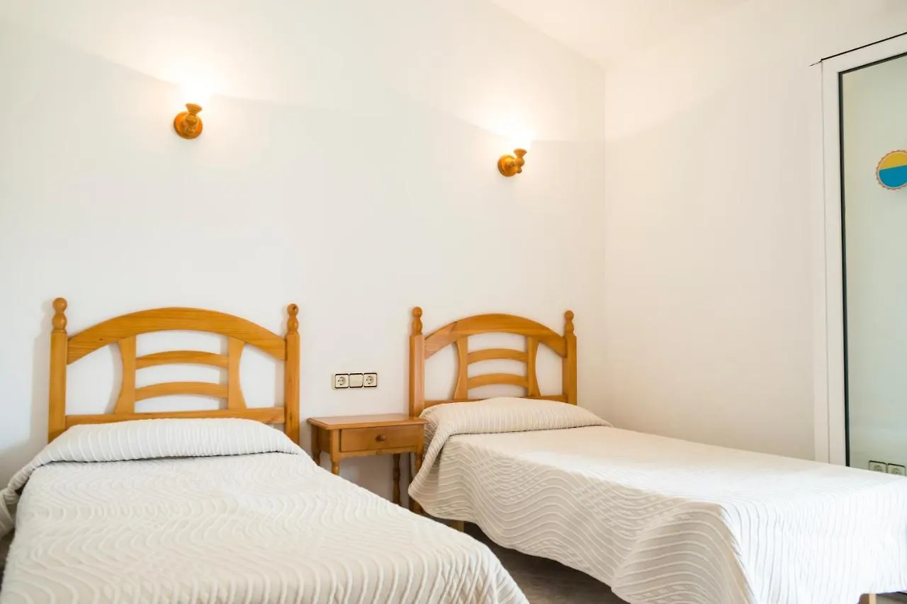 Apartchalet Villas Elvira. Villa B Son Carrio  Spagna